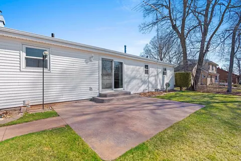 Exterior - 2245 Larkspur Dr, Appleton, WI 54915 photo 6 of 9