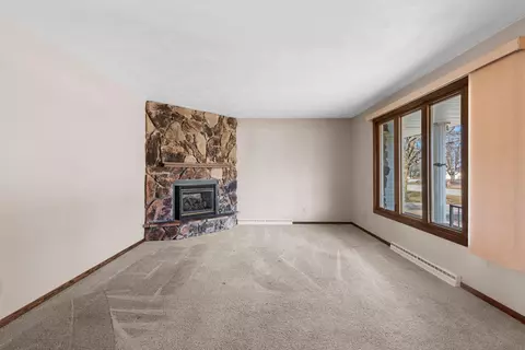 Living - 2245 Larkspur Dr, Appleton, WI 54915 photo 1 of 3