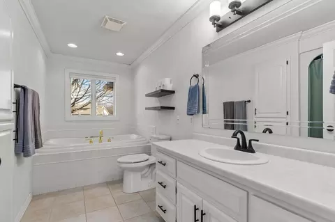 Bath - n274 Mueller Court, Appleton, WI 54915 photo 1 of 5