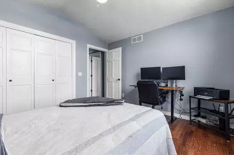 Bedroom - n274 Mueller Court, Appleton, WI 54915 photo 4 of 5