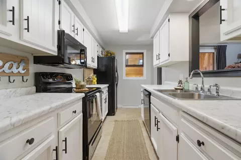 Kitchen - 1223 W Grant St, Appleton, WI 54914 photo 1 of 2