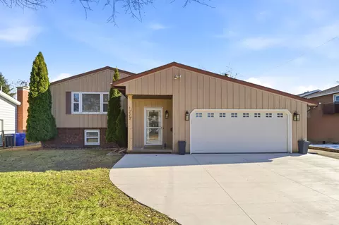 1223 W Grant St, Appleton, WI 54914