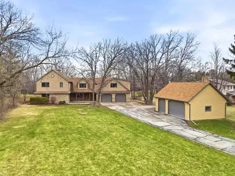 4431 Swallow Banks Ln, Oshkosh, WI 54904