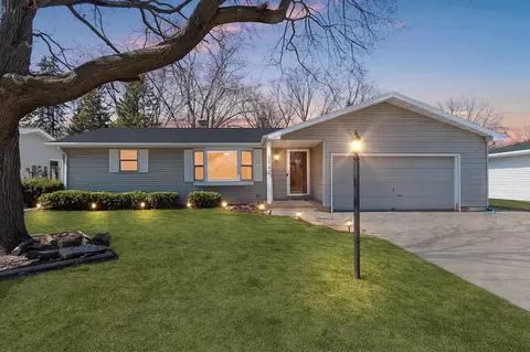 2562 Libal St, Green Bay, WI 54301