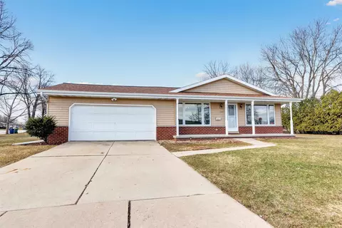 1559 Langlade Ave, Green Bay, WI 54304