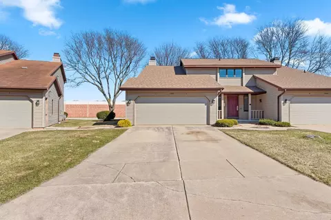 2409 Cedar Ridge Ct #C, Green Bay, WI 54313