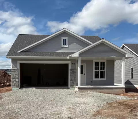 952 Enclave Ct, De Pere, WI 54115