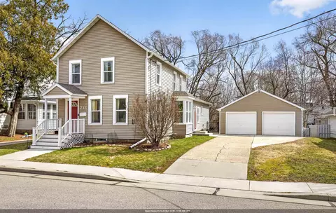 718 N Harriman St, Appleton, WI 54911