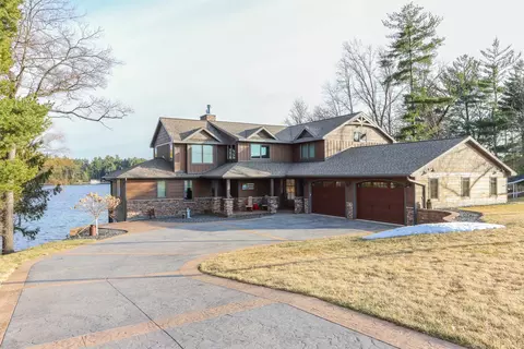 n3032 Hicks Lane, Waupaca, WI 54981