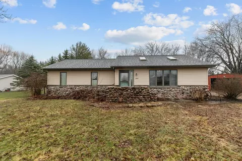 3507 W 20th Ave, Oshkosh, WI 54904