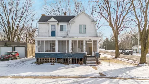 n5530 Wisconsin 76, Shiocton, WI 54170