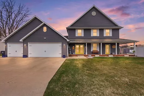 439 E Factory St, Seymour, WI 54165