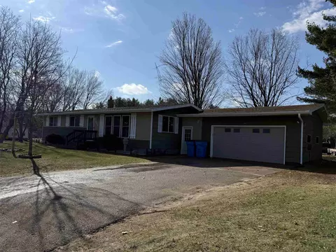 Exterior - 921 Schabow St, Gresham, WI 54128 photo 8 of 8