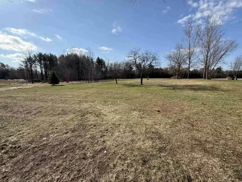 Exterior - 921 Schabow St, Gresham, WI 54128 photo 6 of 8