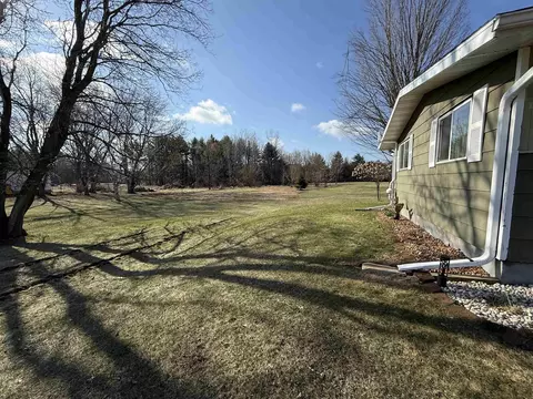 Exterior - 921 Schabow St, Gresham, WI 54128 photo 3 of 8