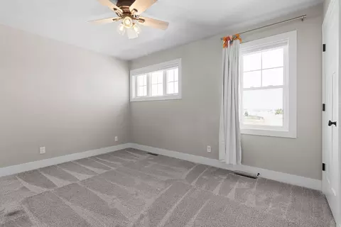 Bedroom - 5485 N Amethyst Dr, Appleton, WI 54913 photo 3 of 12