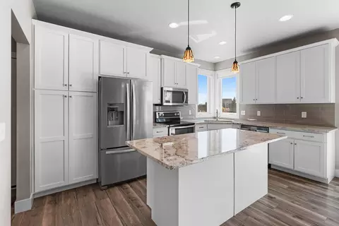 Kitchen - 5485 N Amethyst Dr, Appleton, WI 54913 photo 6 of 6