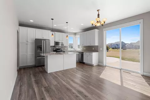 Kitchen - 5485 N Amethyst Dr, Appleton, WI 54913 photo 1 of 6