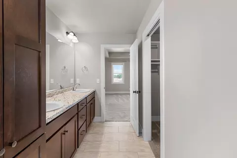 Entry Way - 5485 N Amethyst Dr, Appleton, WI 54913 photo 5 of 5