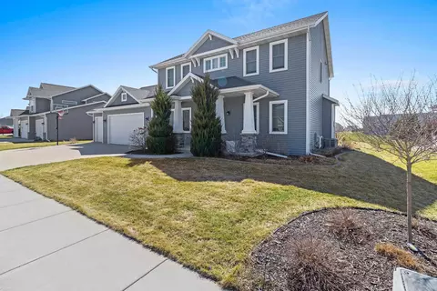 Exterior - 5485 N Amethyst Dr, Appleton, WI 54913 photo 10 of 11