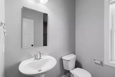 Bath - 5485 N Amethyst Dr, Appleton, WI 54913 photo 1 of 6