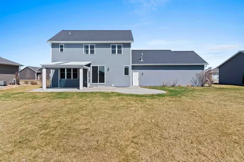 Exterior - 5485 N Amethyst Dr, Appleton, WI 54913 photo 7 of 11
