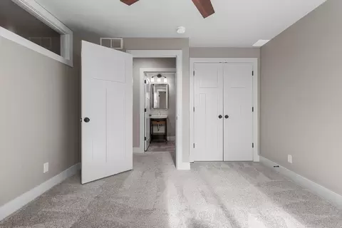 Bedroom - 5485 N Amethyst Dr, Appleton, WI 54913 photo 11 of 12