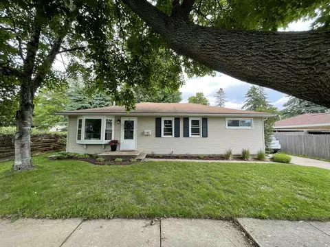 1342 E Frances St, Appleton, WI 54911