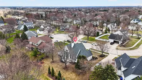 View/Area - 422 E Olde Paltzer Ct, Appleton, WI 54913 photo 3 of 8