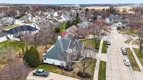 View/Area - 422 E Olde Paltzer Ct, Appleton, WI 54913 photo 5 of 8