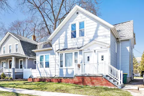 712 S Maple Ave, Green Bay, WI 54304