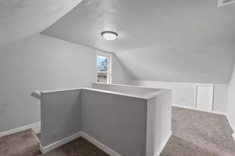 Entry Way - 727 E Calumet St, Appleton, WI 54915 photo 5 of 6
