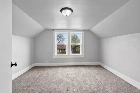 Bedroom - 727 E Calumet St, Appleton, WI 54915 photo 5 of 6