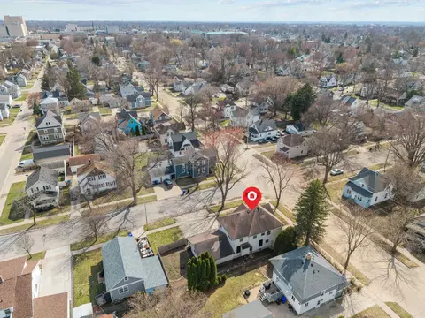 View/Area - 1102 N Division St, Appleton, WI 54911 photo 2 of 5