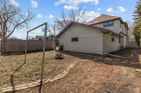 Exterior - 1102 N Division St, Appleton, WI 54911 photo 10 of 11