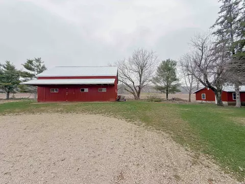 Exterior - e6170 Hidde Road, Marion, WI 54950 photo 6 of 6