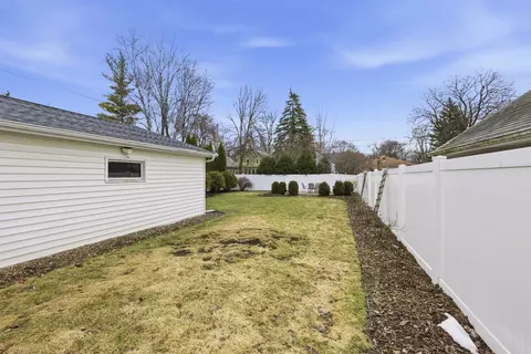 Exterior - 1820 N Superior St, Appleton, WI 54911 photo 3 of 6