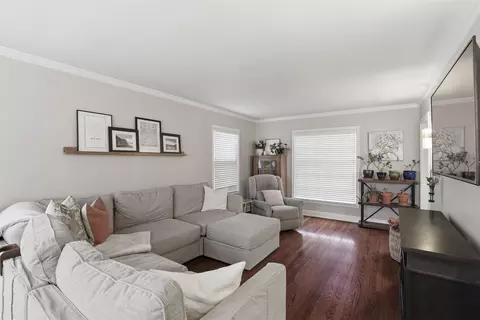 Living - 1820 N Superior St, Appleton, WI 54911 photo 2 of 3