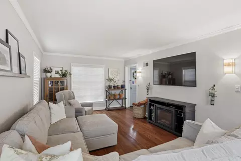 Living - 1820 N Superior St, Appleton, WI 54911 photo 3 of 3
