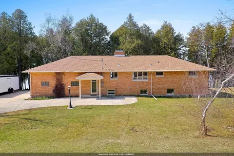 2441 White Star Rd, Brussels, WI 54204