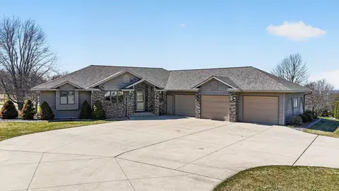 w3835 Stoneridge Drive, Fond Du Lac, WI 54937