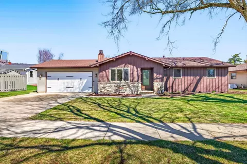 3008 E Bona Ave, Appleton, WI 54915