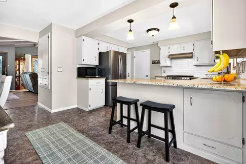 Kitchen - 3008 E Bona Ave, Appleton, WI 54915 photo 7 of 7