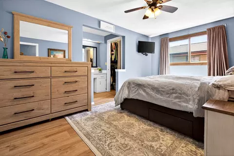Bedroom - 3008 E Bona Ave, Appleton, WI 54915 photo 2 of 7
