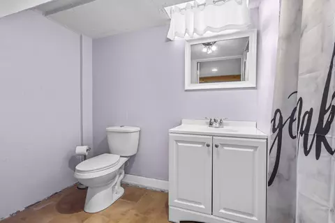Bath - 1611 E Glendale Ave, Appleton, WI 54911 photo 2 of 2