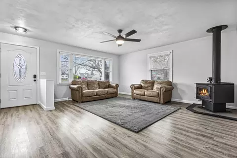 Living - 1611 E Glendale Ave, Appleton, WI 54911 photo 1 of 3