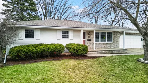 630 S Clara St, Appleton, WI 54915