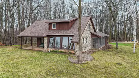 Exterior - n9237 County Road N, Appleton, WI 54915 photo 3 of 10
