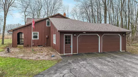 Exterior - n9237 County Road N, Appleton, WI 54915 photo 7 of 10