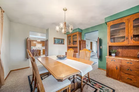 Dining - n9237 County Road N, Appleton, WI 54915 photo 2 of 2